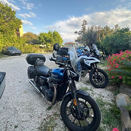 Hotel S'Ortale Con Parcheggio Interno E Ristorante All'Aperto Orosei Exterior foto