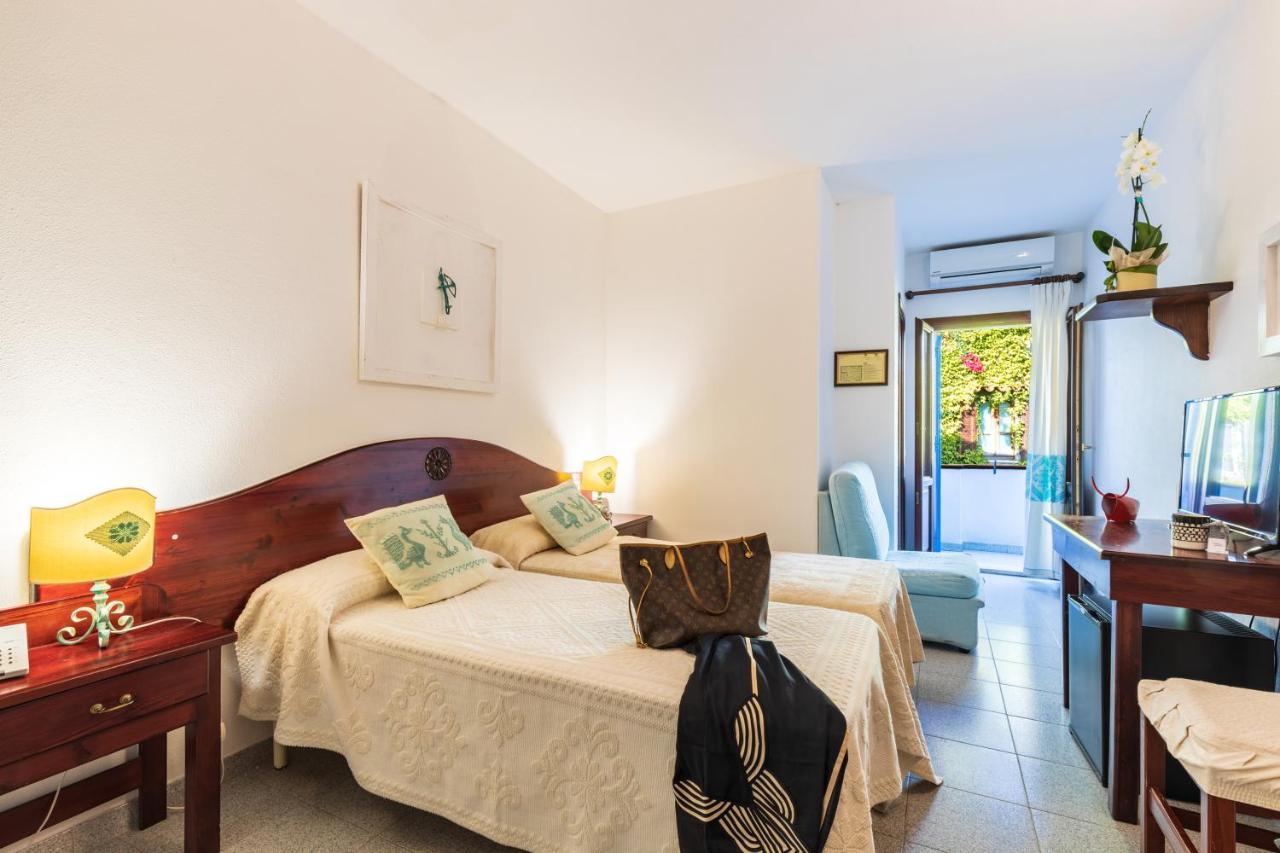 Hotel S'Ortale Con Parcheggio Interno E Ristorante All'Aperto Orosei Exterior foto