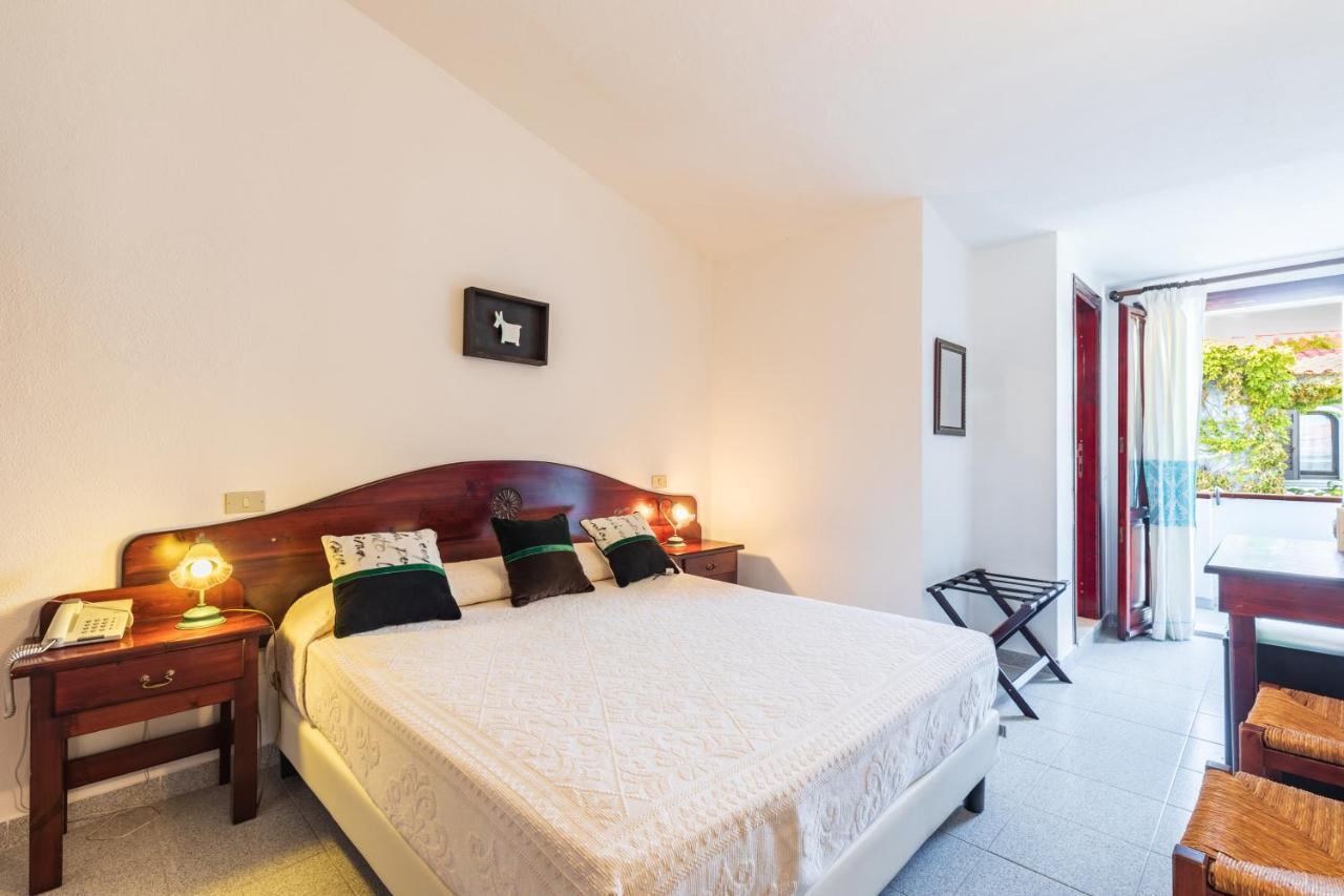 Hotel S'Ortale Con Parcheggio Interno E Ristorante All'Aperto Orosei Exterior foto