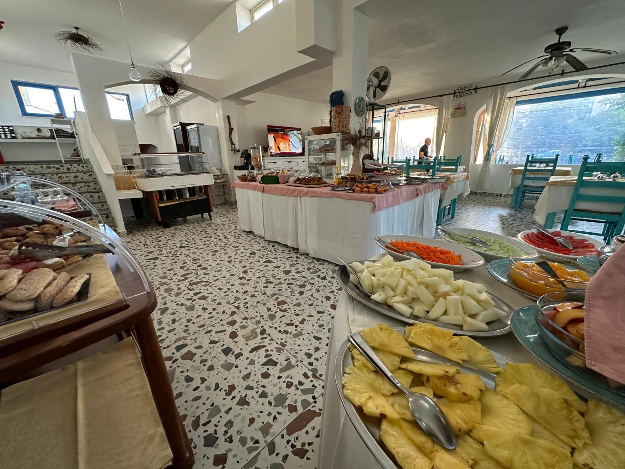 Hotel S'Ortale Con Parcheggio Interno E Ristorante All'Aperto Orosei Exterior foto